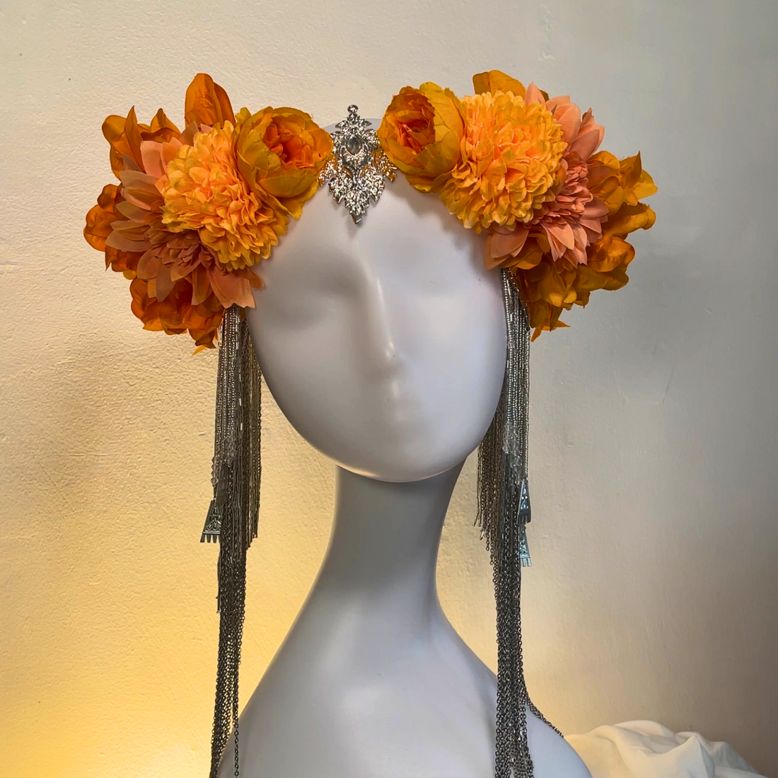 FULL BLOOM OF FALL