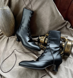 Victorian Reverie — Obsidian Black